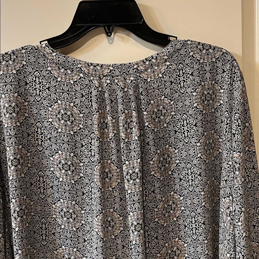 Faith & Zoe Black & White& brown &  Gray   Patterned Blouse 3x and bl - Picture 6 of 6